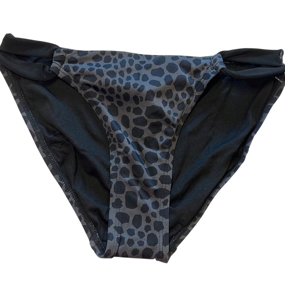 Robin Piccone Women's Black & Gray Giraffe Print Open Hip Bikini Bottoms